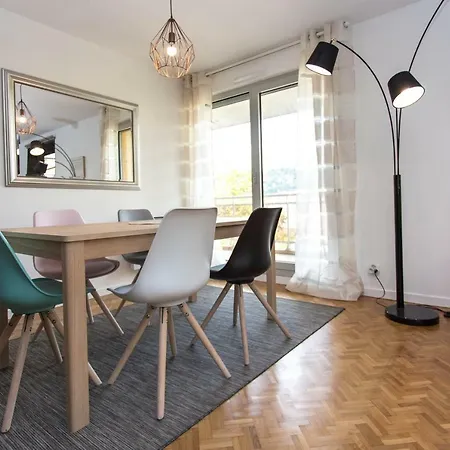 Centre Confluence 100 M2 Parking Terrasses Appartement
