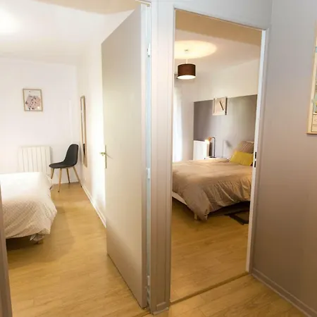 Centre Confluence 100 M2 Parking Terrasses * Lyon