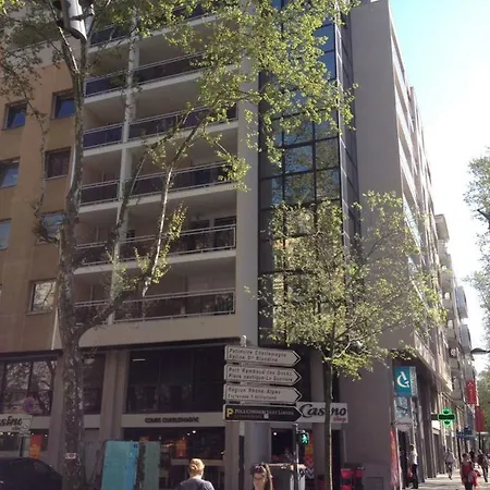 Appartement Centre Confluence 100 M2 Parking Terrasses