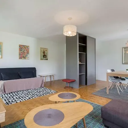 Centre Confluence 100 M2 Parking Terrasses Appartement
